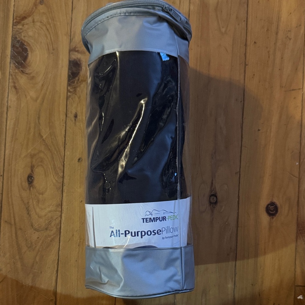 All-Purpose Pillow – Black